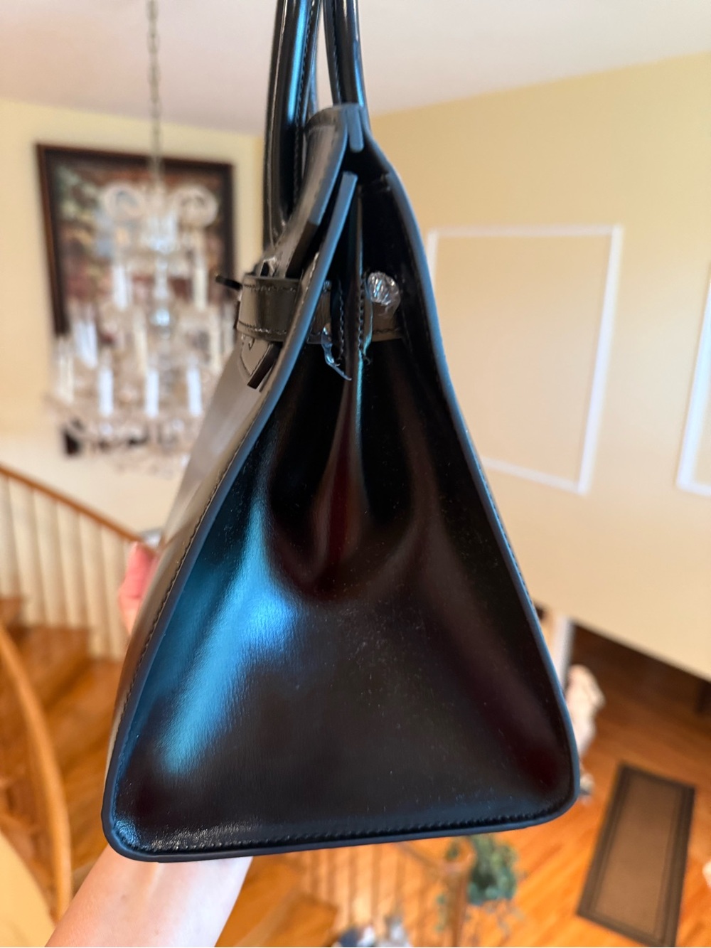 Classic Black Box Leather Top-Handle Satchel
Black HW
30CM - Picture 2 of 9